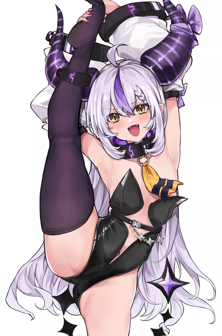 La+ showing off her cute armpits❤️ La+ showing off her cute armpits❤️