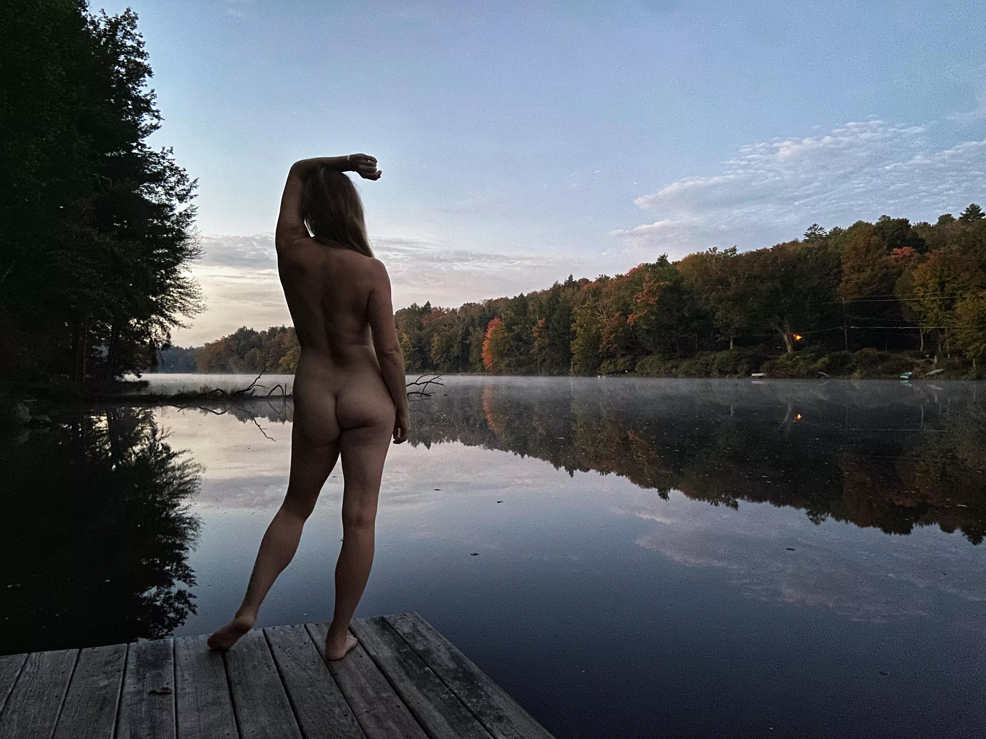 Lake at my butt (f) Lake at my butt (f)