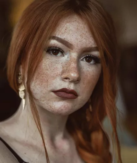 Larissa Larissa