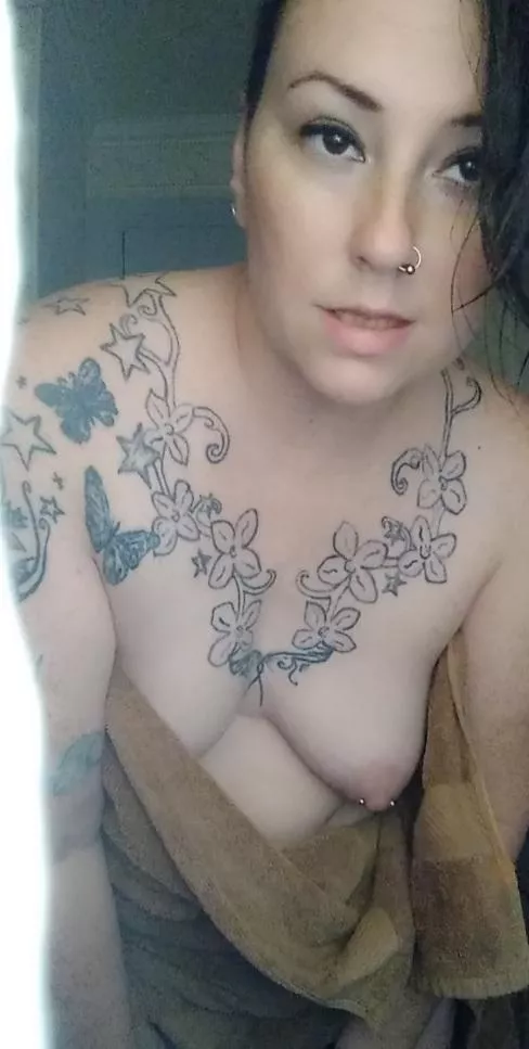 Last day of $5 SALE‼️Your favorite kinky milf~NO PPV~full length vids for subs multiple times weekly~dick rates~customs~fetish content available~come play! 👿 Last day of $5 SALE‼️Your favorite kinky milf~NO PPV~full length vids for subs multiple times weekly~dick rates~customs~fetish content available~come play! 👿