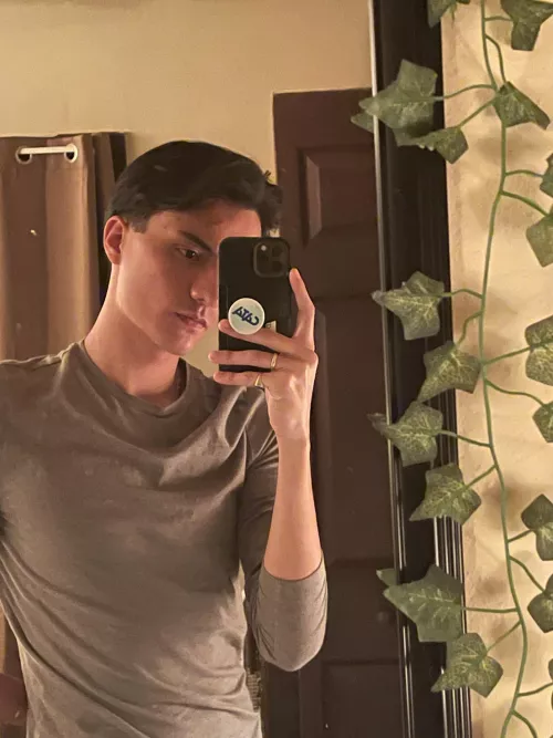 late night selfie brought to you fresh my dorm room