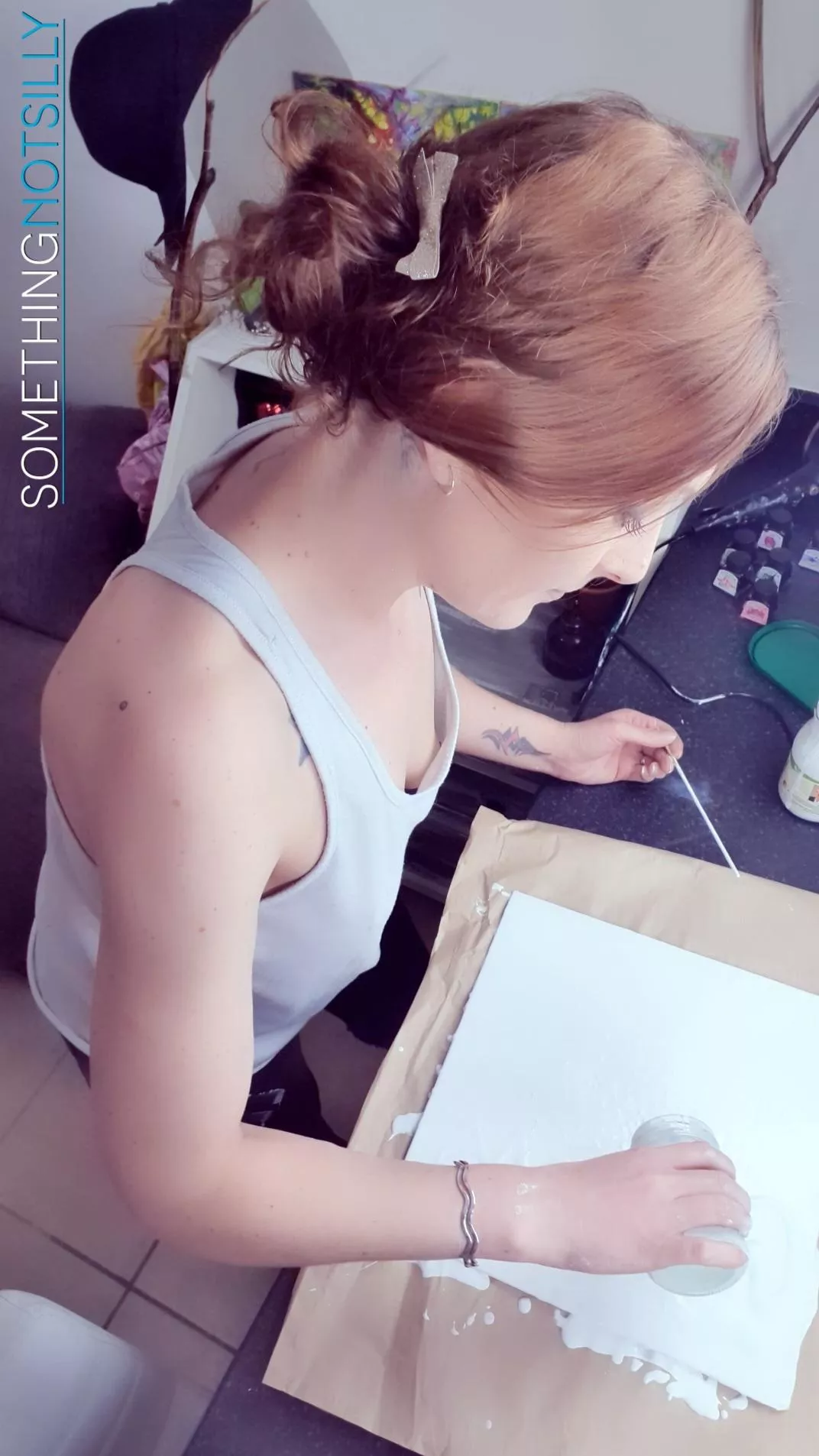 Latest vid is great for downblouse action (link in bio)