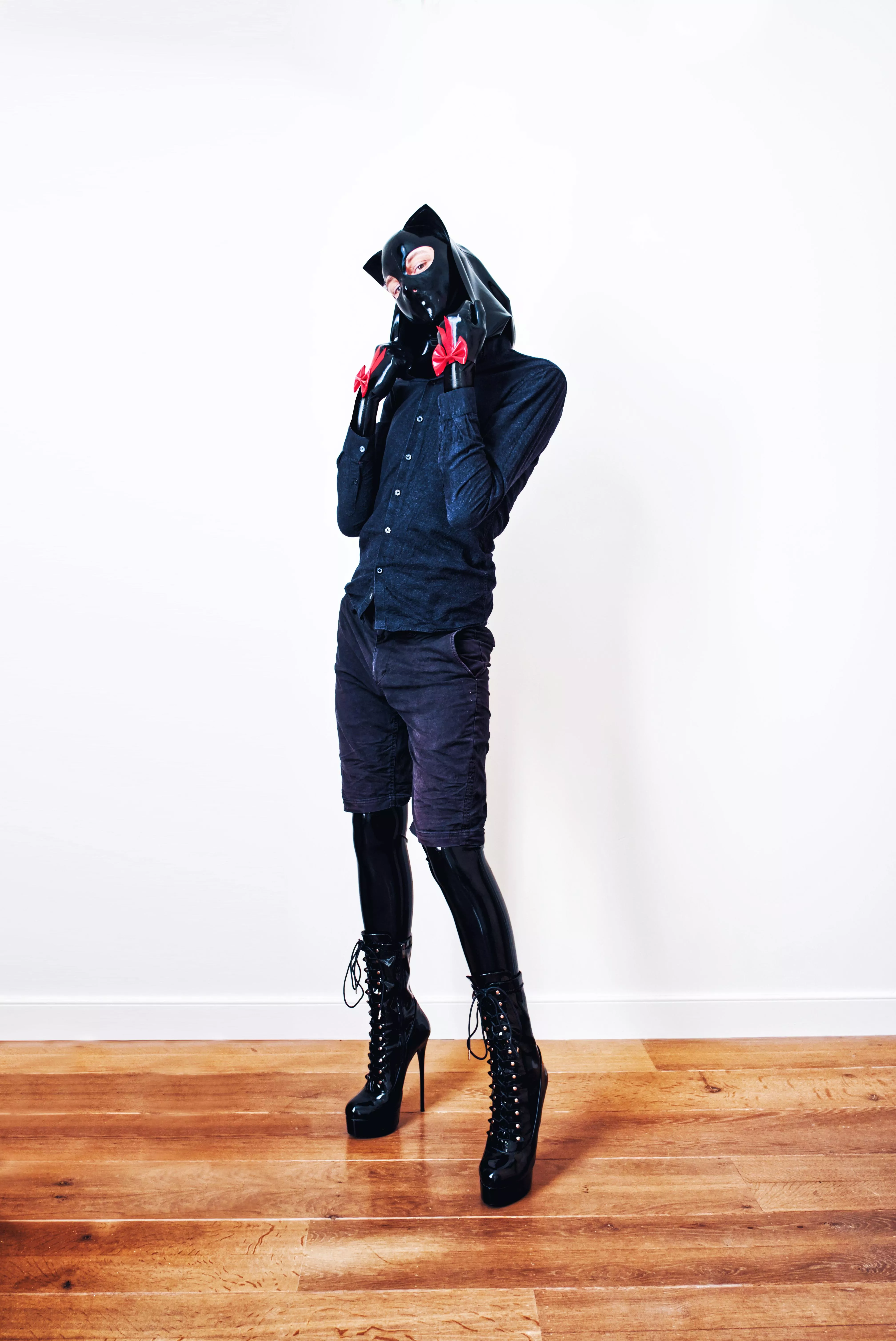 Latex cowls are so underrated!