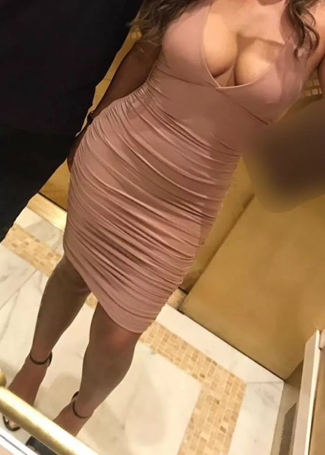 Latina wife , 28 Latina wife , 28