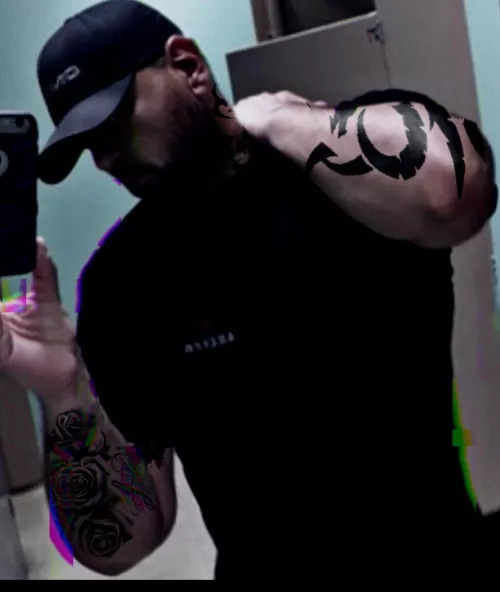 Latino forearms Latino forearms
