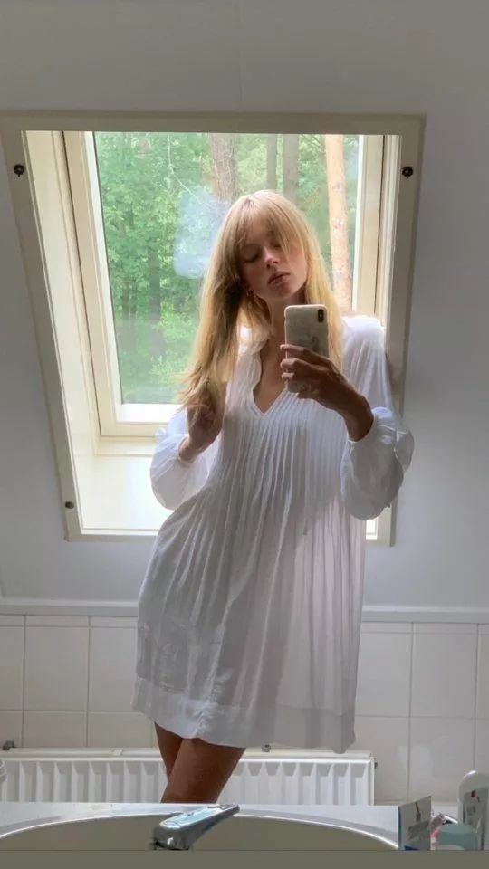 Lauren De Graaf Lauren De Graaf