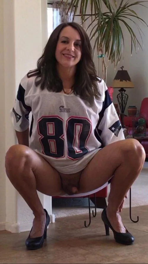 Lay down, I wanna show you a trick play! π
