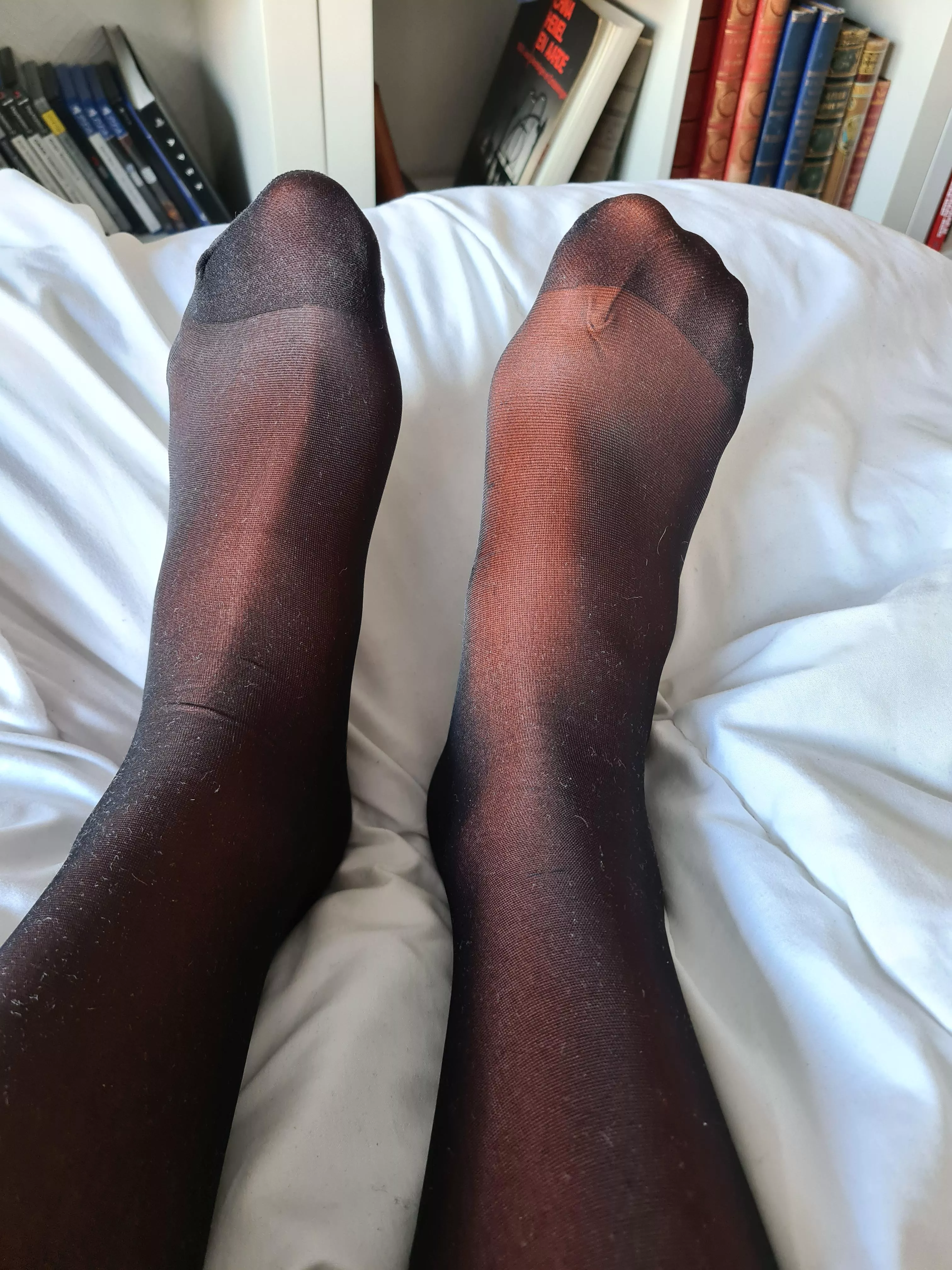 Layered nylons are amazing 🥰