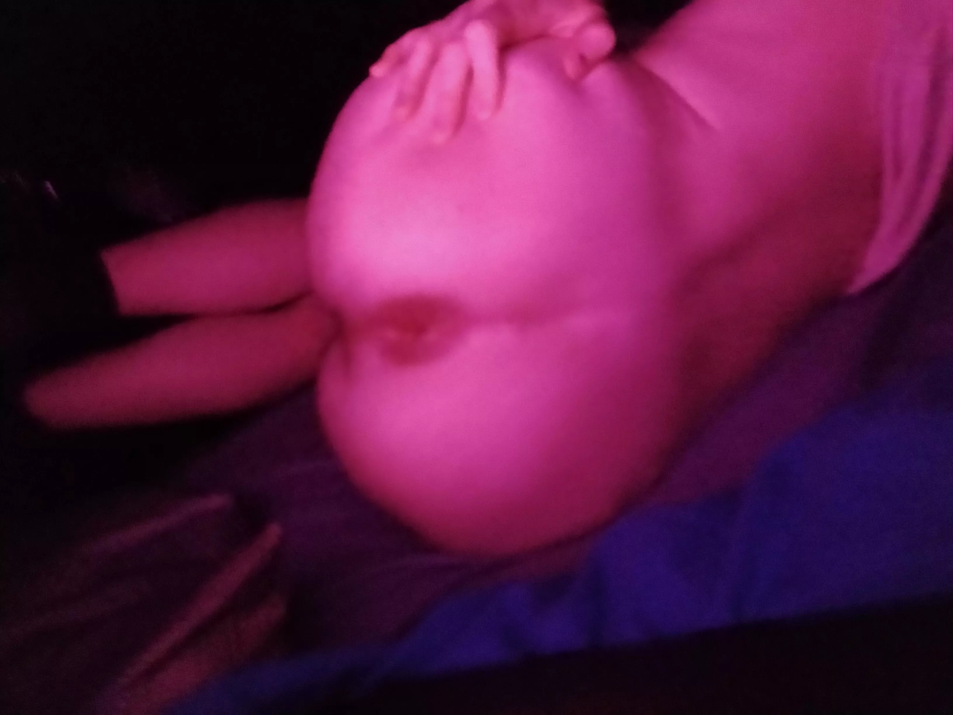 lazy and tired! serving for the booty enthusiasts