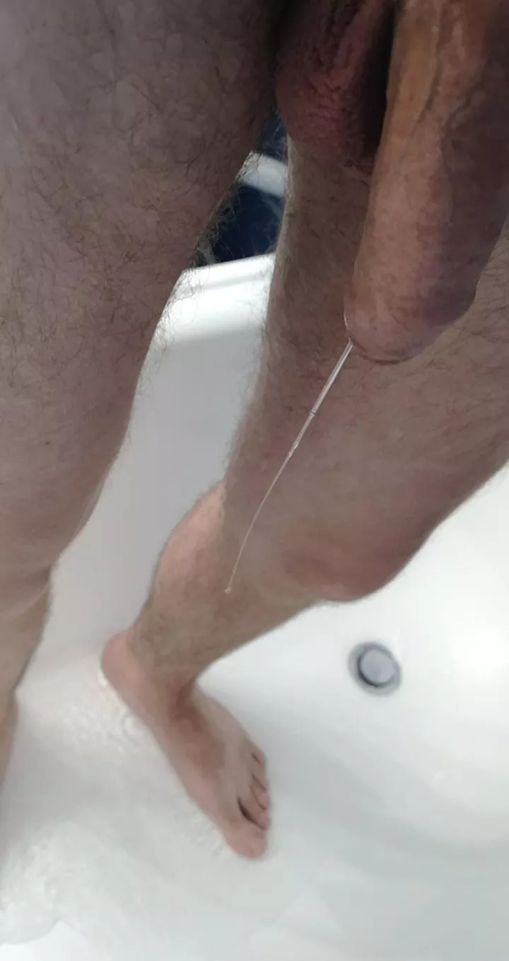 Leaking too much... Leaking too much...