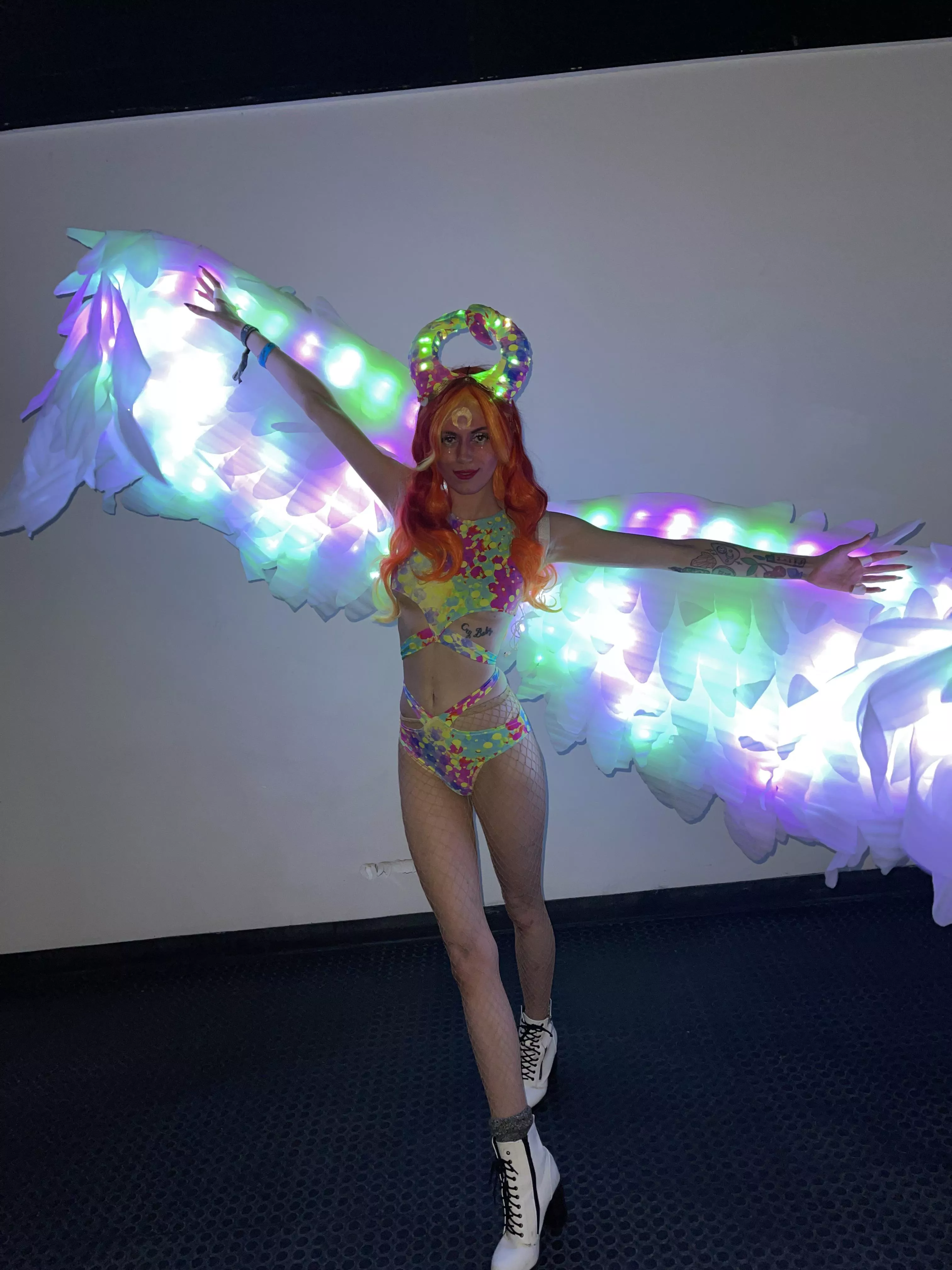 LED succubus🖤😜✨ LED succubus🖤😜✨