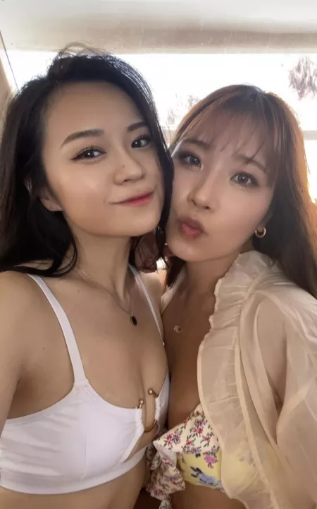 Left or right? Left or right?