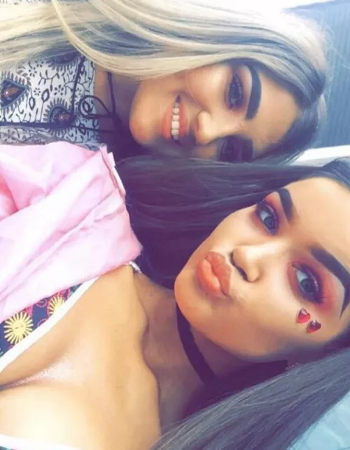 Left or right ๐got to be right