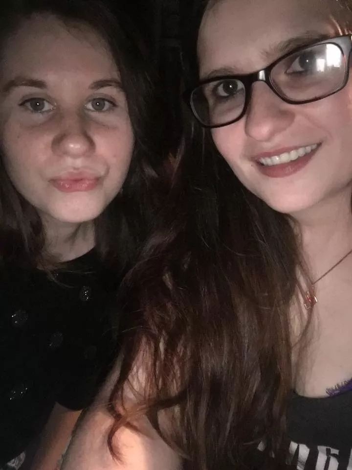 Left or Right? Which hole is getting it?