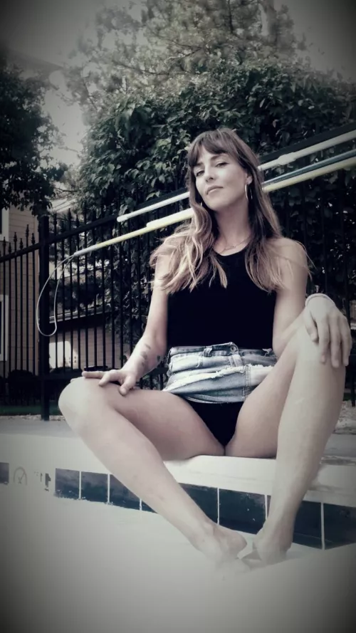 Leg spreading by the pool. Married girl here??