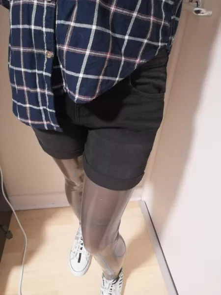 Leggings under denim ? [F] [OC]