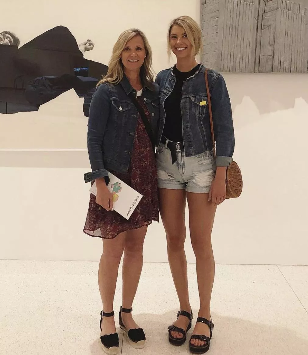 leggy blonde and her sexy mom. who you taking? leggy blonde and her sexy mom. who you taking?