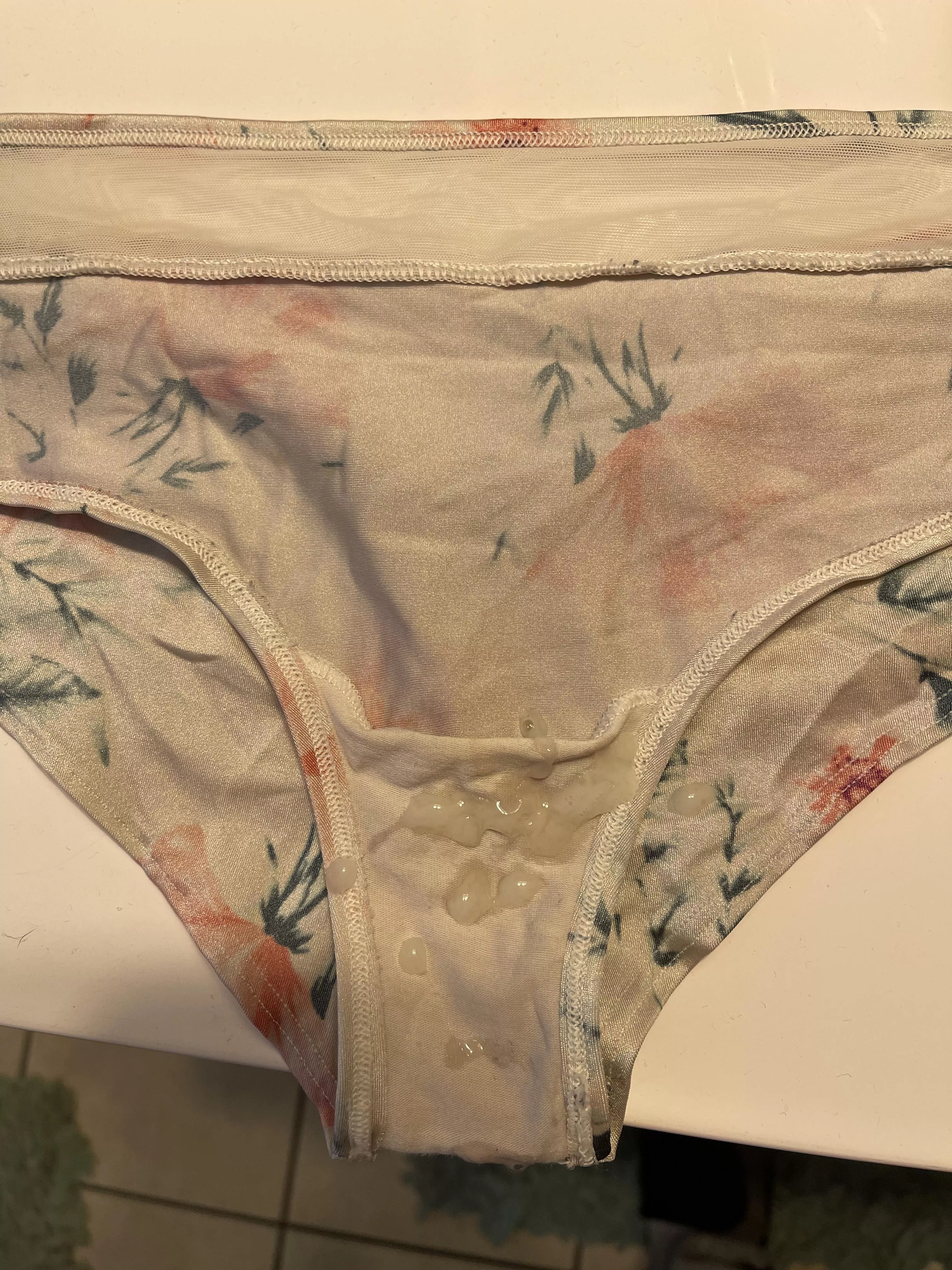 Let a buddy borrow my wife’s panties. He sent me this pic