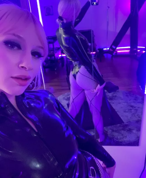 Let me be your treatment 👿