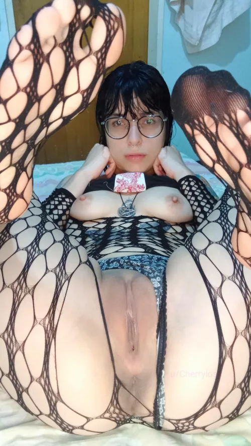 Let me make u cum! Come and play with me. Available for [cam] [vid]s [sext] & more! Kik: Cherryloss / Telegram: C0101SS