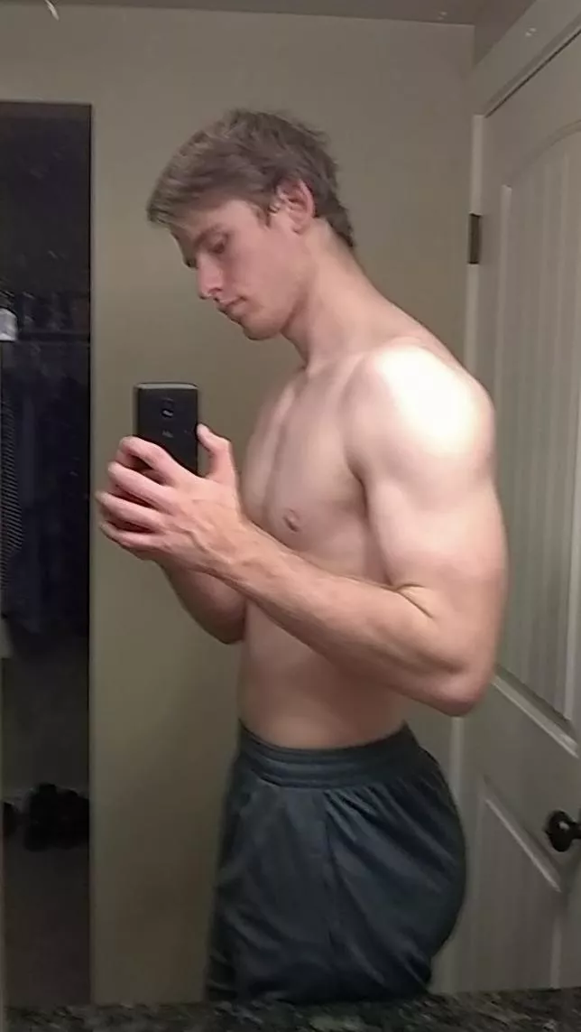 Let me massage you 💪👋