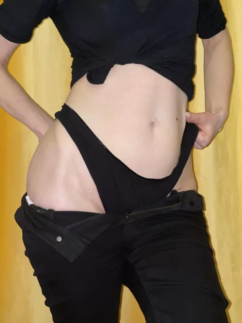 Let me show you what I learned in pole-dancing class.