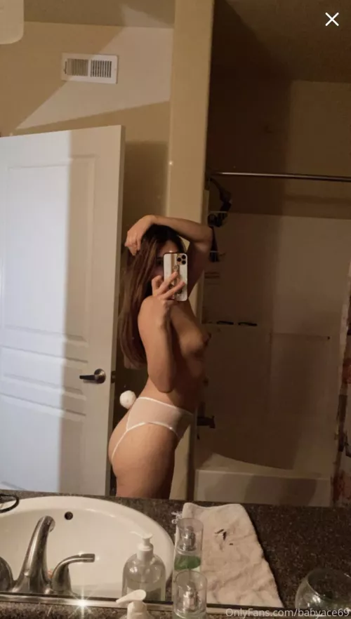 Let me sit on your face wearing this daddy