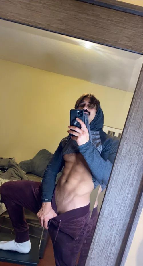 Let me tease you, before I bend you over 😈