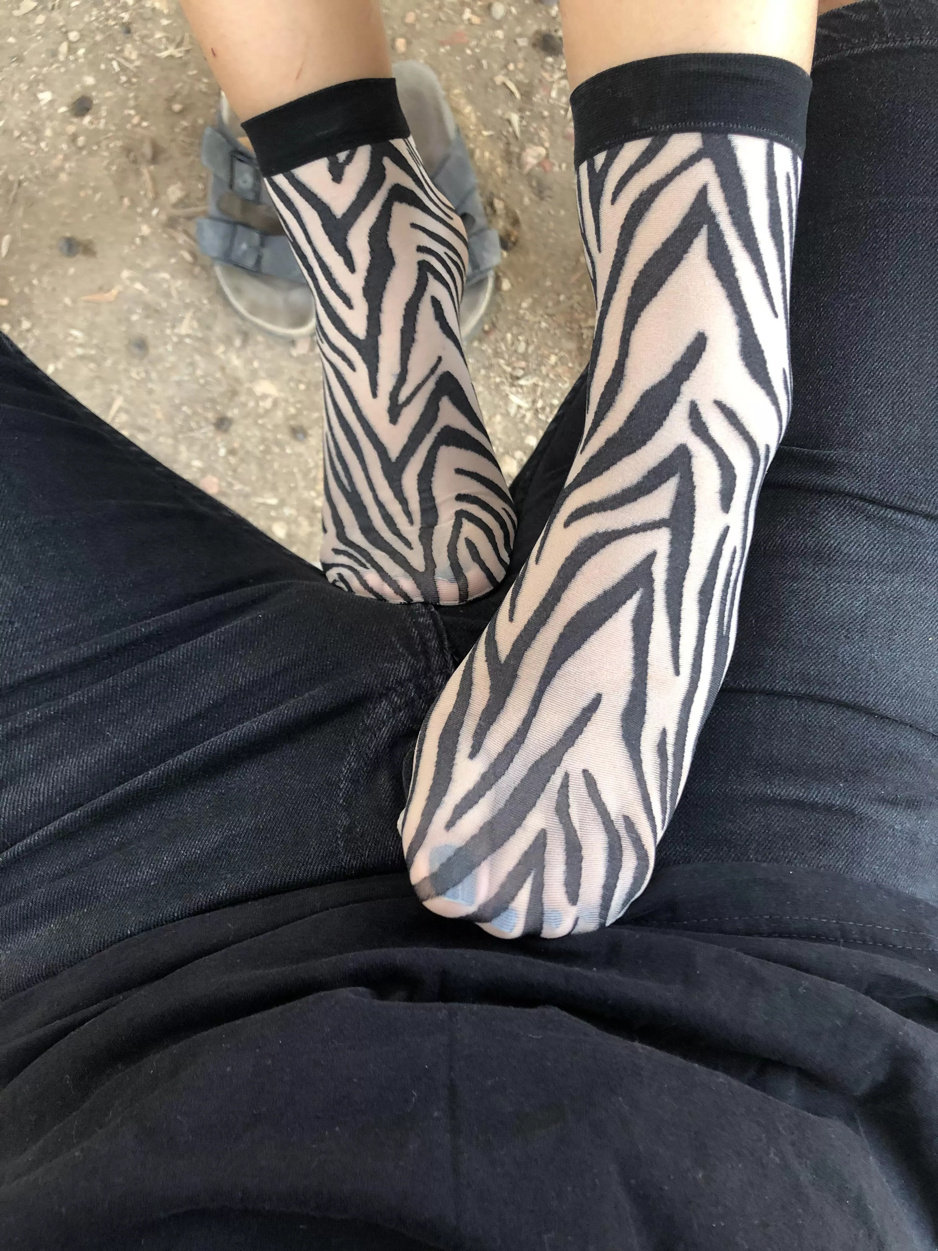 Let me tease you in these nylon socks😈 Let me tease you in these nylon socks😈