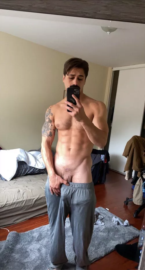 Let tease you before I bend you over. 😈