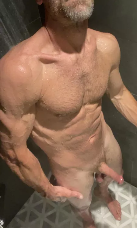 Let’s all try and make someone smile this holiday weekend before we get back to the grind (44) hope you did :) Let’s all try and make someone smile this holiday weekend before we get back to the grind (44) hope you did :)