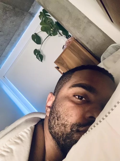 Let’s build a base together on a distant planet Let’s build a base together on a distant planet