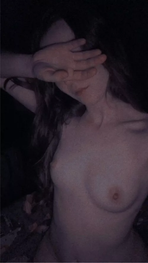 Let's cuddle and stay in bad all day 🥰