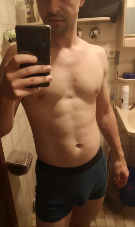 Let's dive into weekend right, shall we? π