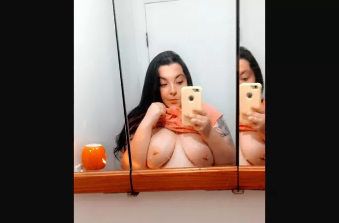 Lets fuck😘😘 Lets fuck😘😘