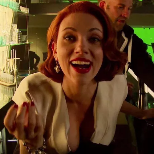 Lets get bi af for Scarlett Johansson