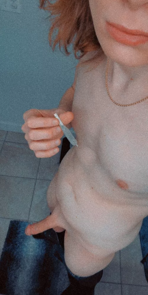 Let's Get High & Horny 😜🍆🔥🍃