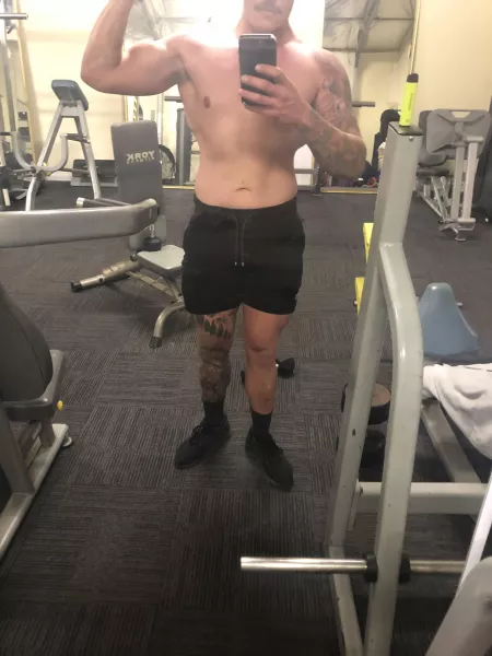 Letβs get naked and work out π check my other post for some naked training π
 (m) 24