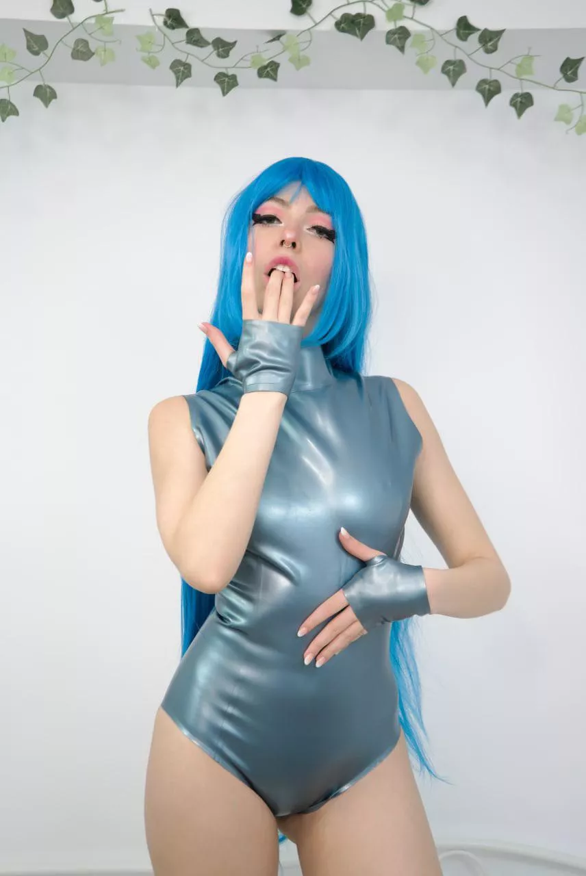 Let’s get this bodysuit wet