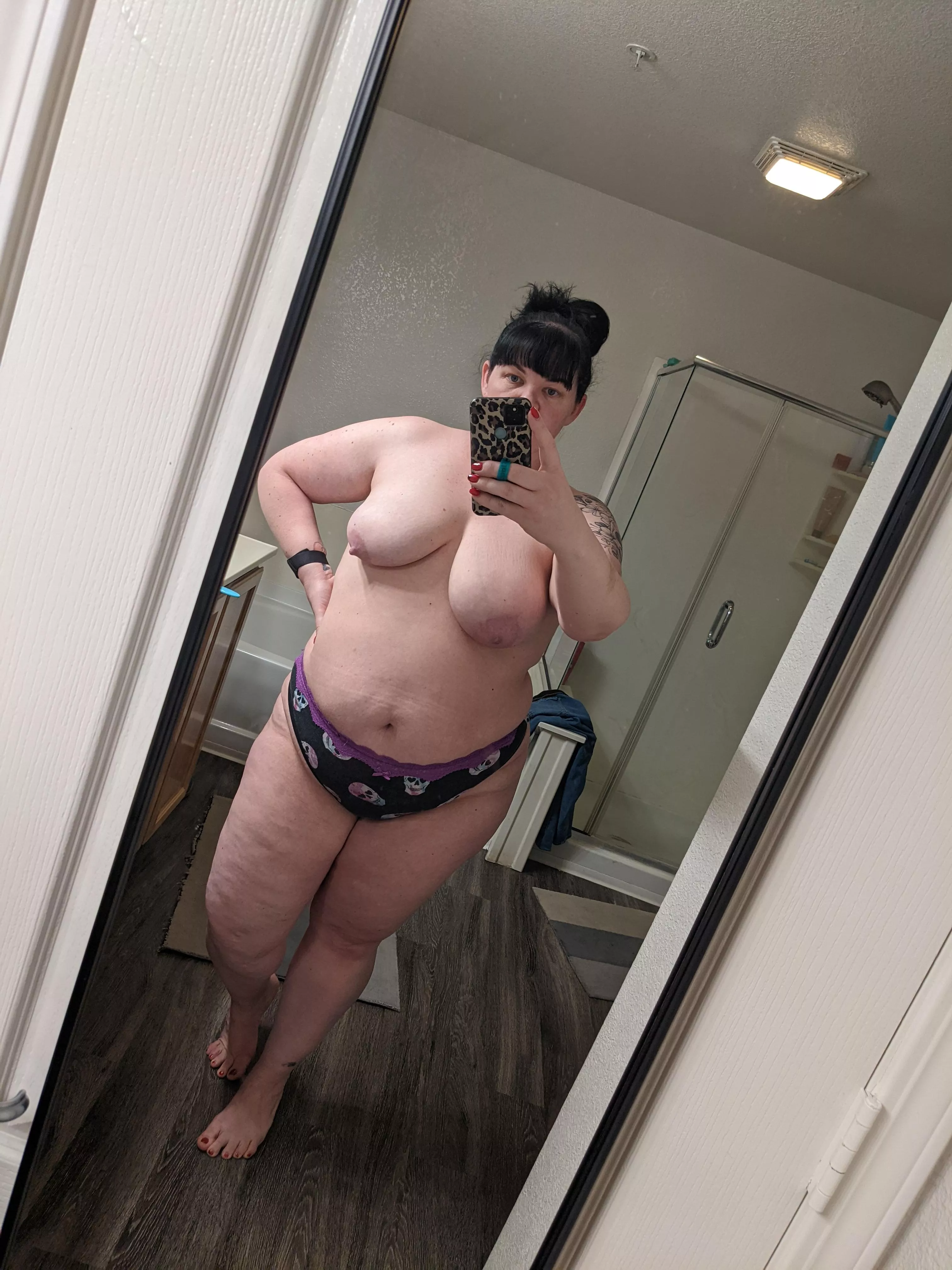 Let's go to bed 😈😈