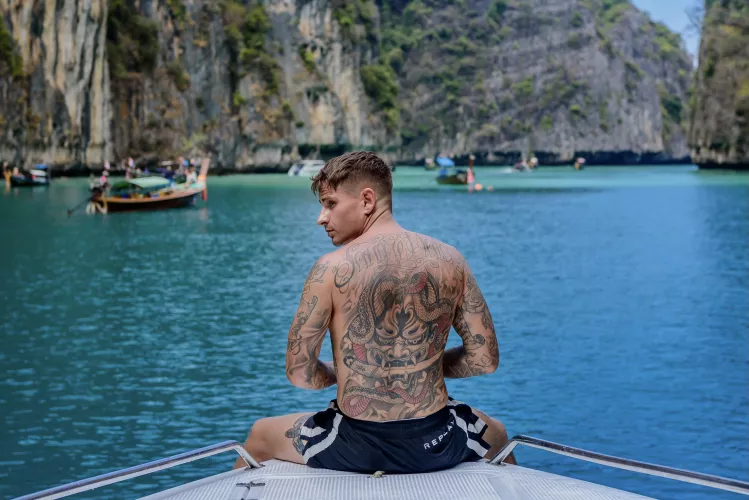 Lets got for a swim #me