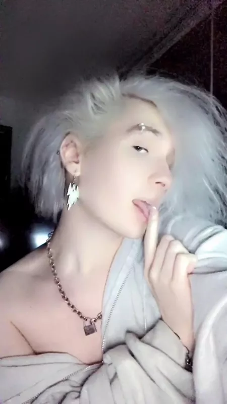 Let’s have a slumberrrr party I’ll even ACCESSORIZE you Let’s have a slumberrrr party I’ll even ACCESSORIZE you