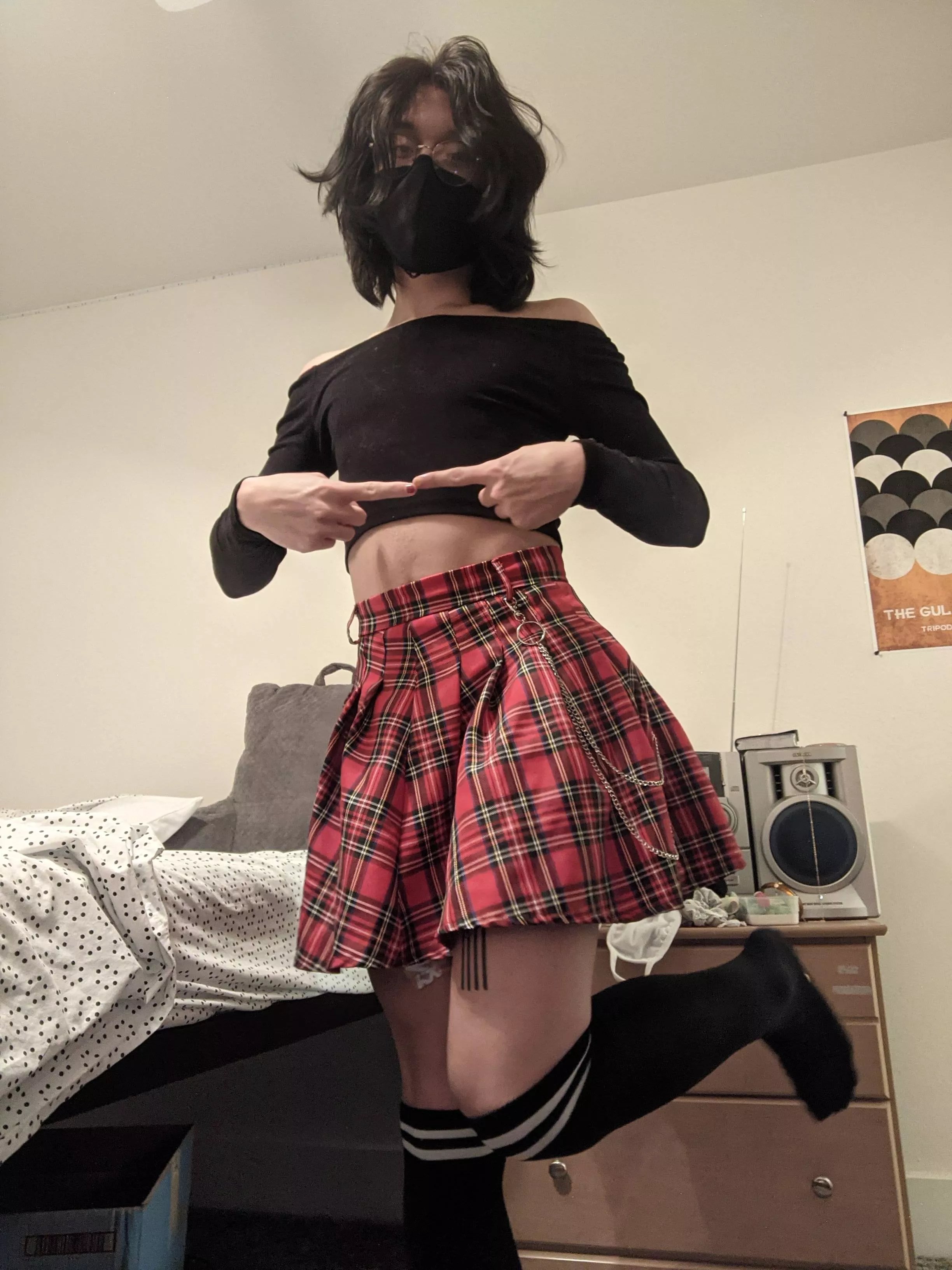 👉👈 let's hold hands