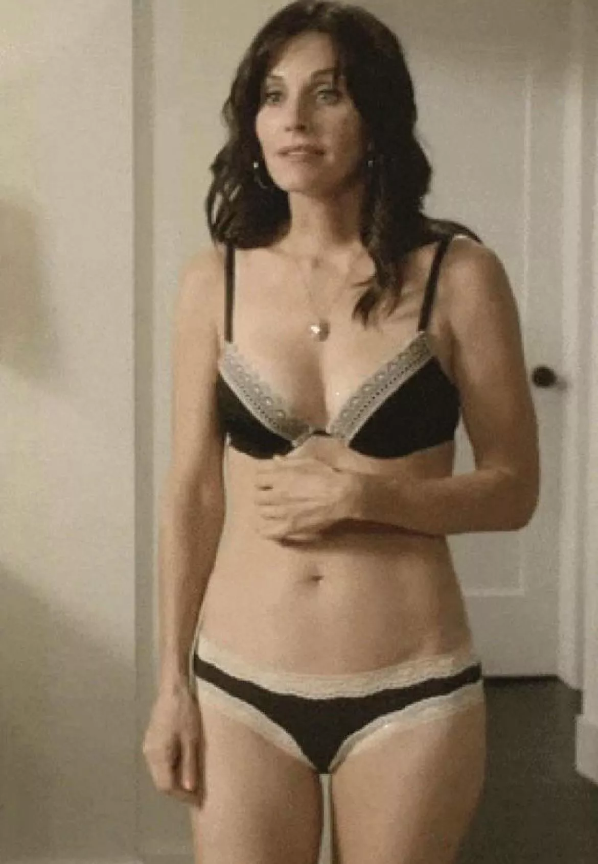 Let’s jerk for Courtney Cox Let’s jerk for Courtney Cox