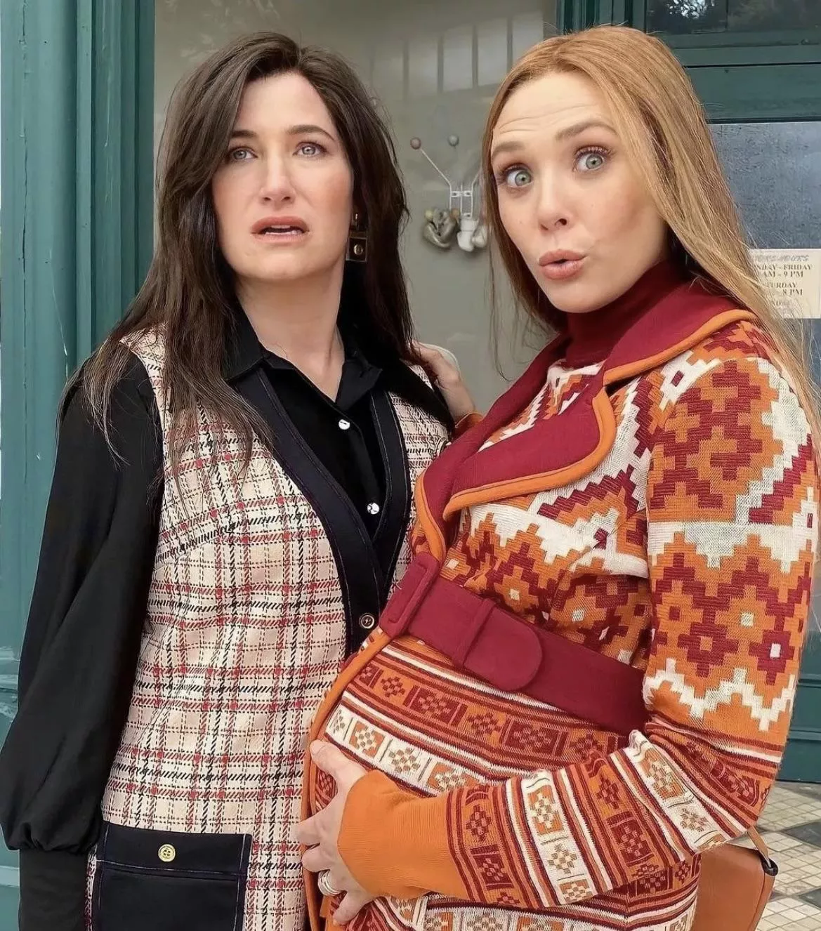 Let’s jerk off for Kathryn Hahn and Elizabeth Olsen Let’s jerk off for Kathryn Hahn and Elizabeth Olsen