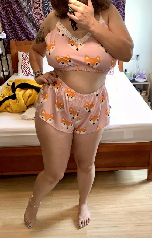 Let's play Mortal Kombat, the loser removes an item of clothing Let's play Mortal Kombat, the loser removes an item of clothing