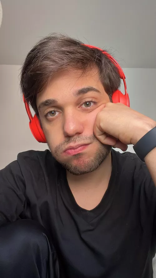 Let’s try ghosting less in 2022. 2021 was awful on that front 😰 can’t even count how many times I got ghosted this year