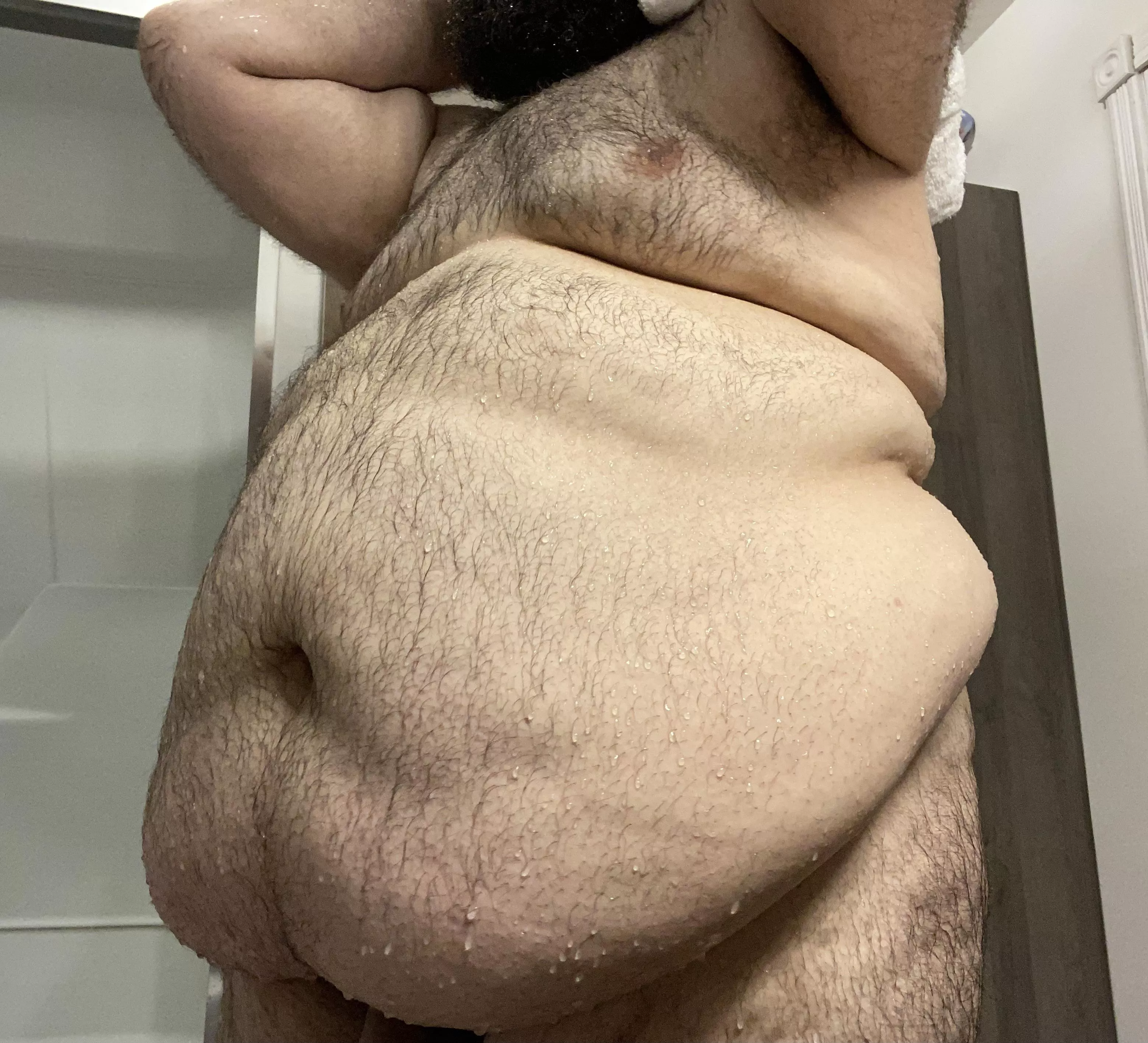 Lick, finger and fuck my bellybutton