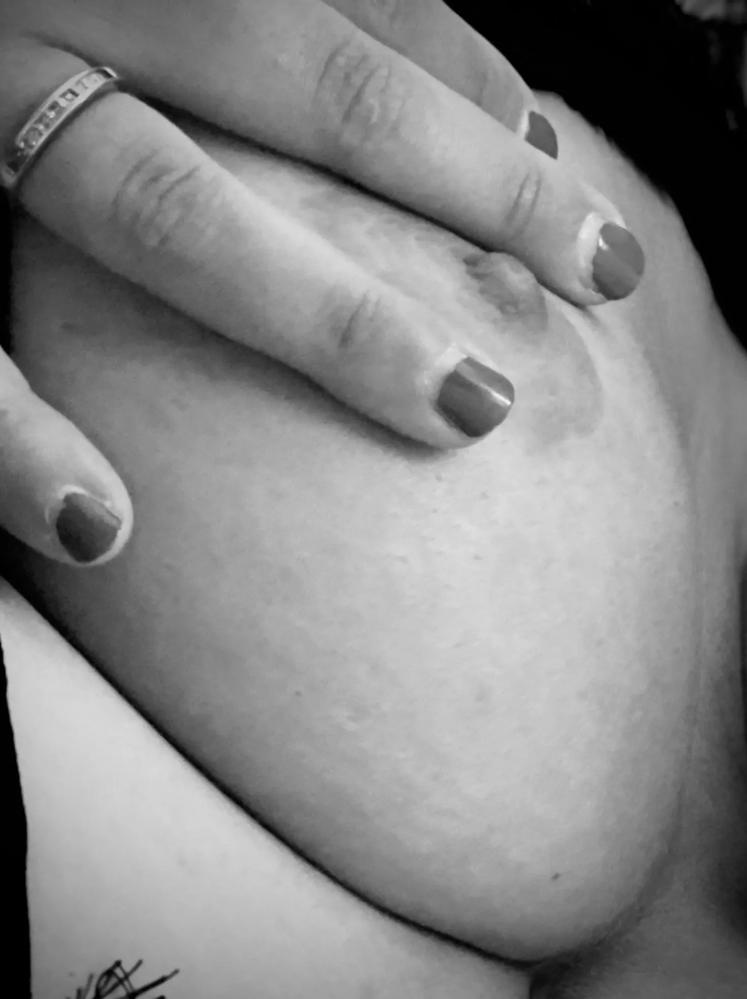 Lick it… Lick it…