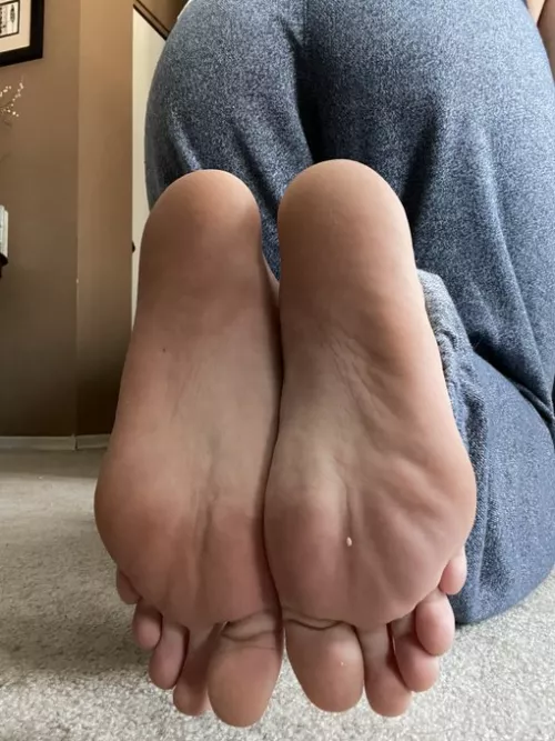 lick them clean for me? ￼